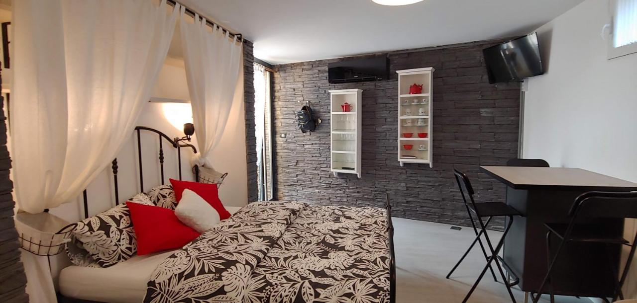 Apart-Villa Roma Nova Gorica Esterno foto