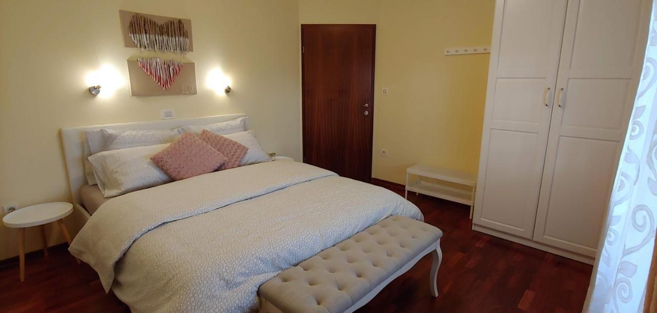 Apart-Villa Roma Nova Gorica Esterno foto